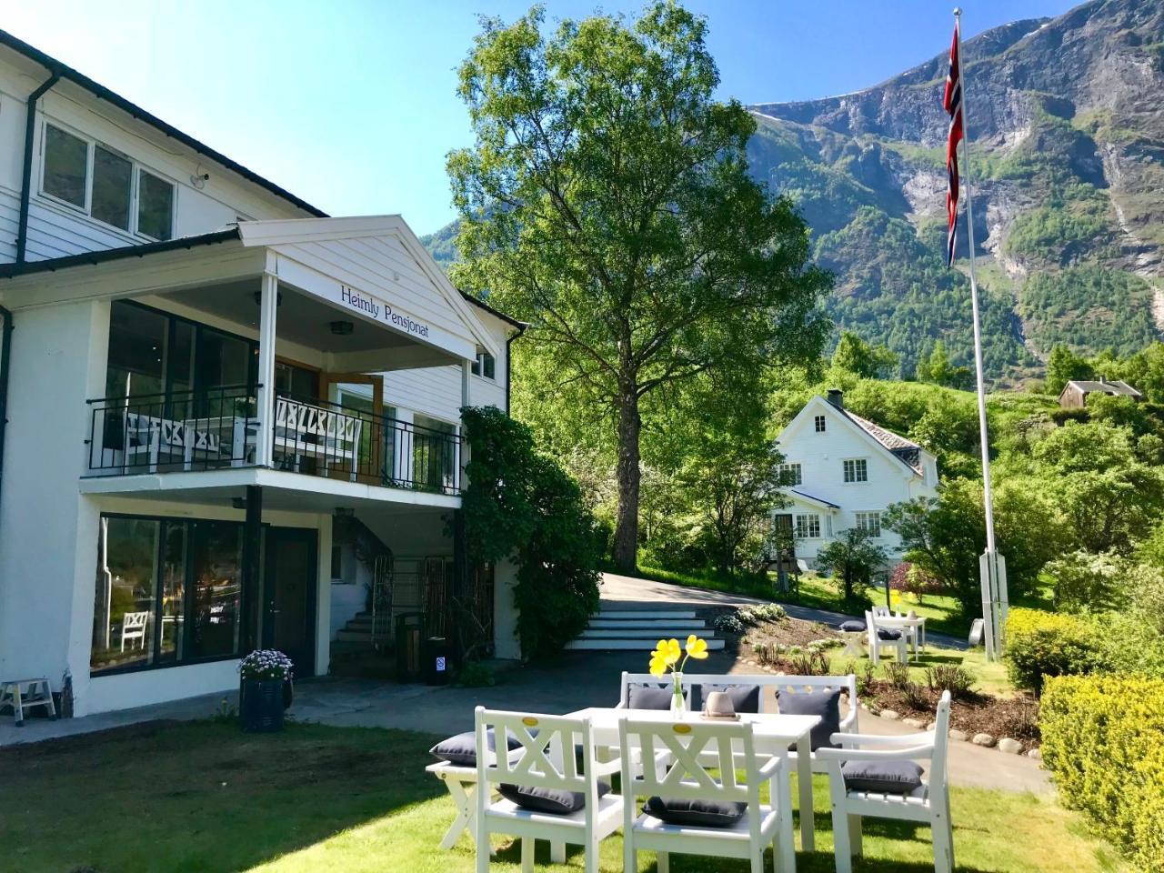 Heimly Pensjonat Flåm Exterior foto